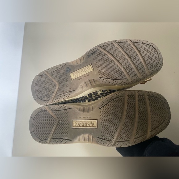 Women's Tan and Gold Boat Shoes size 5.5 fit like women’s 7 Angelfish Sperry - Picture 8 of 11